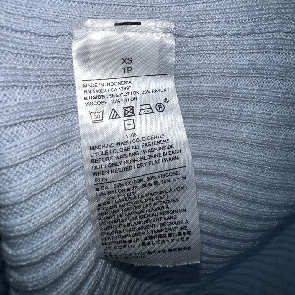 Banana Republic Women’s X Small Light Blue Cotton Knit Ribbed Henley Tank Top XS - Picture 9 of 13